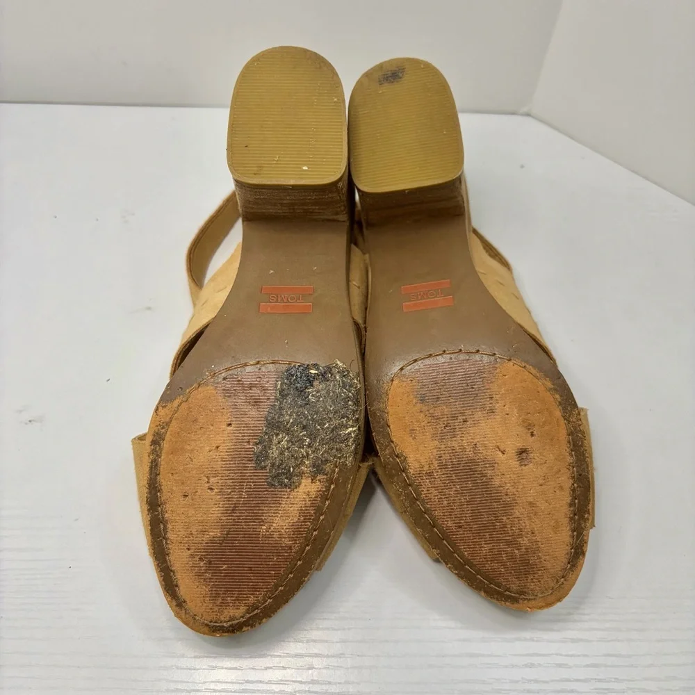 TOMS Ibiza Honey Suede Tan Platform Heel Sandals Size 6 1/2
